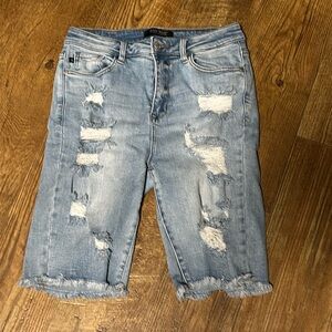 Judy Blue Distressed Long shorts